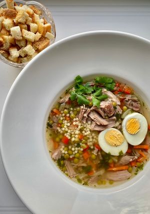 Суп с рваной индейкой и птитимом