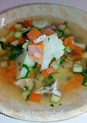 Суп овочевий з морепродуктами
