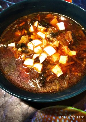 Борщ весняний з молодою кропивою