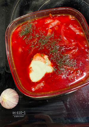 Борщ зі свининою