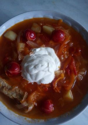 Борщ с вишней