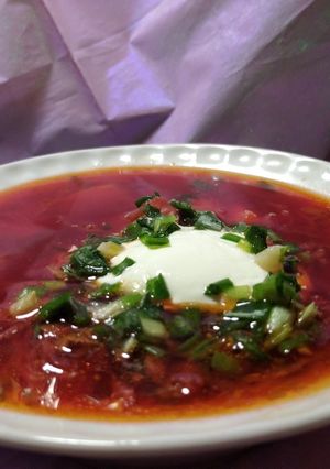 Червоний борщ з яблуком