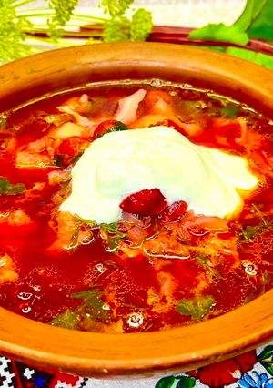 Український борщ з вишнями/Рецепт літнього смачного Борщу/Українська кухня