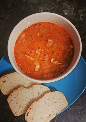 Суп харчо зі свининою та волоськими горіхами