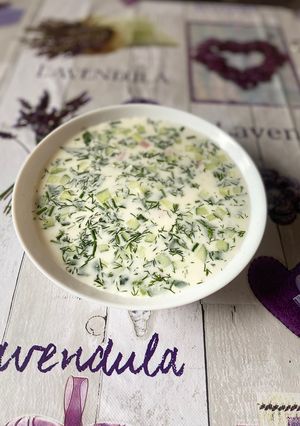 Окрошка на сметані з майонезом