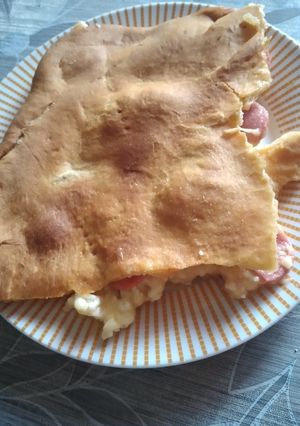 Закрытая пицца