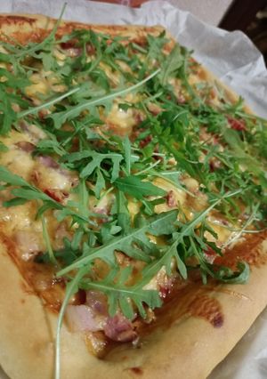 Вкуснейшая пицца с руколлой