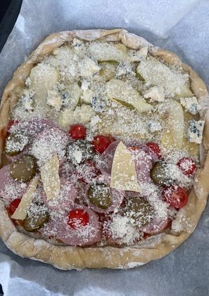 Простое тесто для пиццы без дрожжей