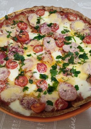 Піца на цільнозерновому борошні