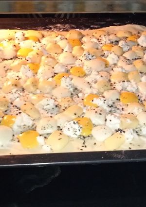 Піца чотири сири