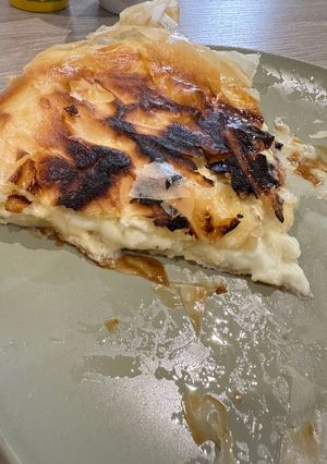 Сирна піца на сковорідці