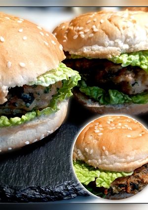 Бургер з котлетою зі шпинатом нашвидкоруч