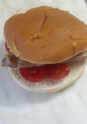 Стейк-бургер