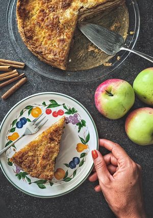 Балканський насипний яблучний пиріг