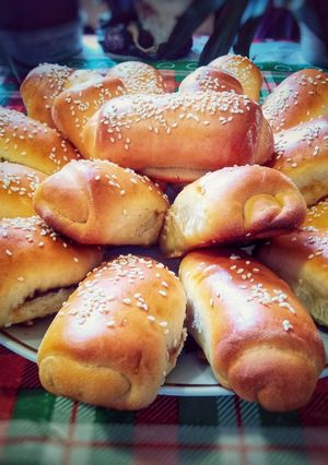 Булочки з абрикосовим джемом