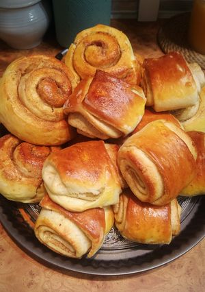 Булочки з корицею та горіхом