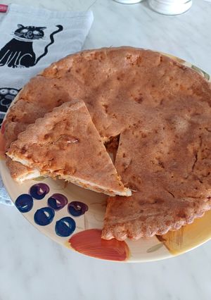 Заливний пиріг з тушкованою капустою