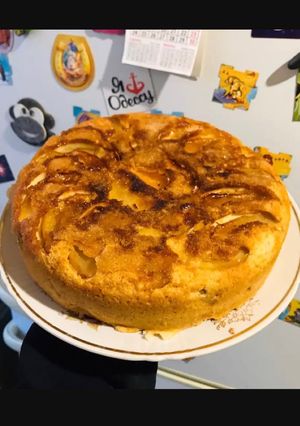 Дуже легка шарлотка в мультиварці