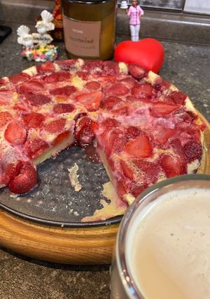 Клафуті з полуницею