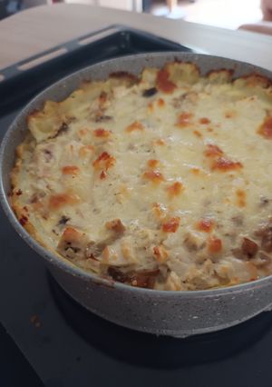 Пиріг на картопляному тісті (кіш)