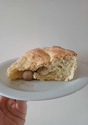 Пісний пиріг з печерицями