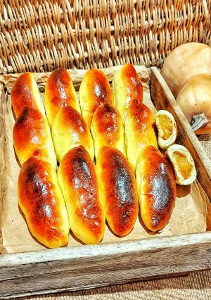 Пухкі пиріжки з карамелізованим гарбузом