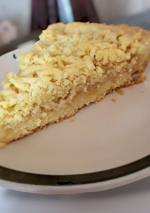 Пісочний пиріг з яблуками