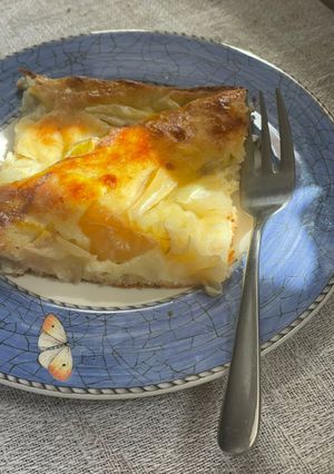 Сирно-яблучний пиріг