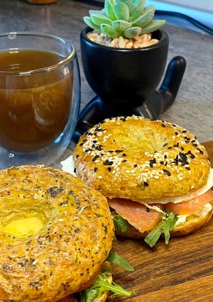 Сирно-шпинатні бейгли