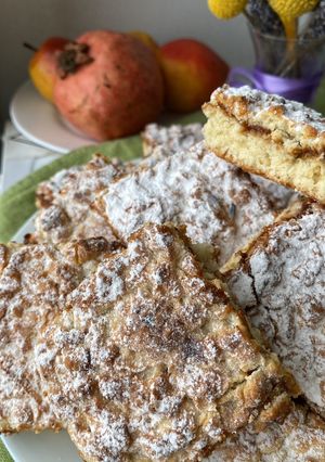 Тертий пиріг зі згущеним молоком