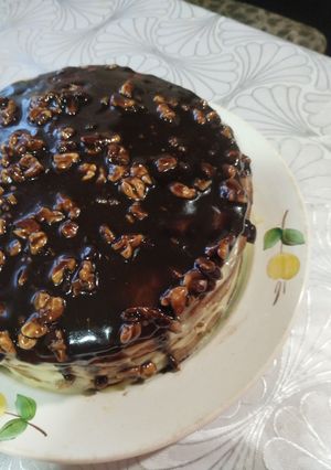 Торт Спартак на сковороді з грецькими горіхами