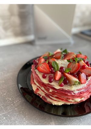 Торт з млинців «Червоний оксамит»