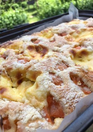 Фруктовий пиріг з вершковою ноткою