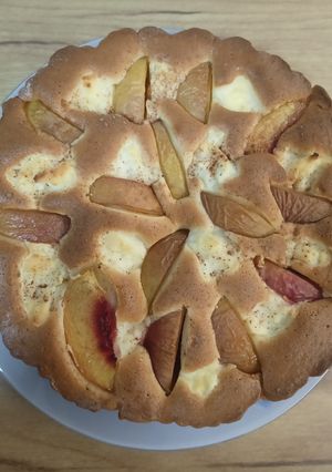 Швидкий пиріг з нектарином