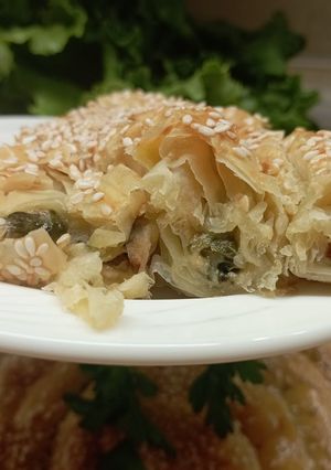 Швидкий пиріг з бринзою та шпинатом