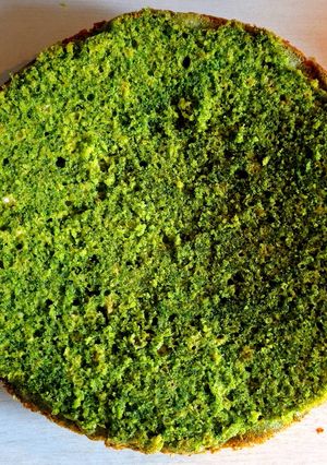 Шпинатний бісквіт