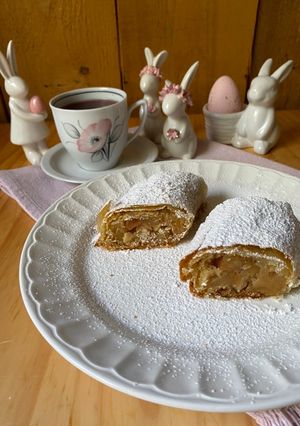 Штрудель з яблуками і апельсинами