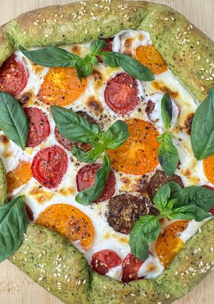 Шпинатна галета з томатами