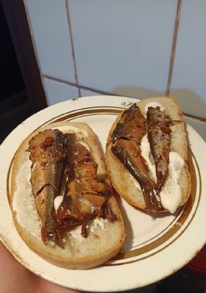 Домашні шпроти