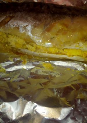 Запечена скумбрія з плавленим сиром