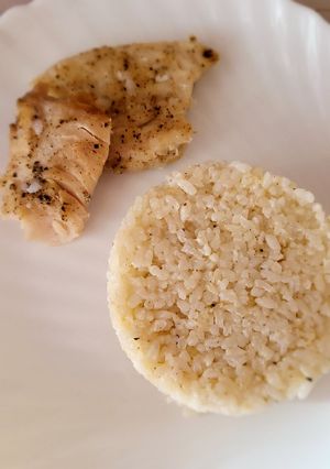 Запечена рибка з рисом