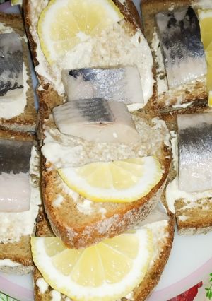 Канапки з оселедця