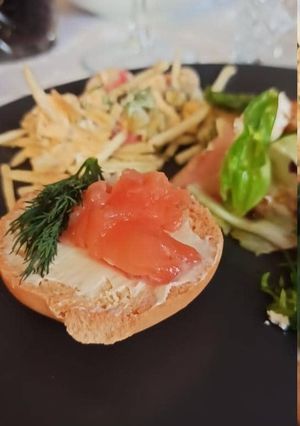 Канапки з рибою