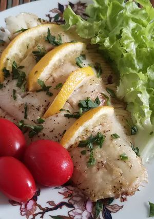 Камбала, запечённая с лимоном