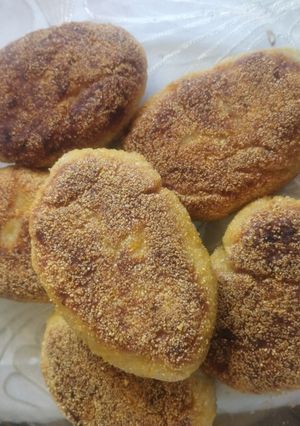 Котлети з хека в кукурудзяній крупі