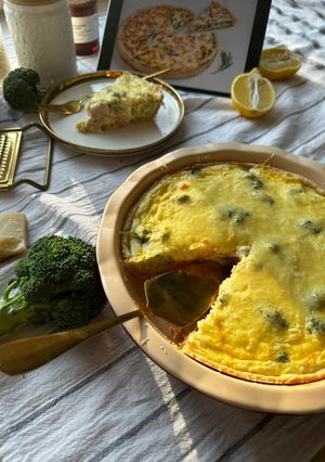 Кіш з лососем і броколі