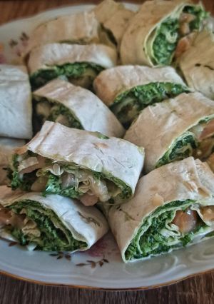 Лаваш з зеленню та рибкою