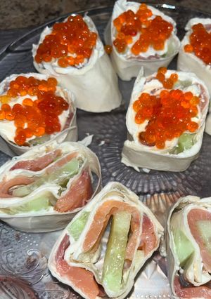 Лаваш з рибкою та ікрою