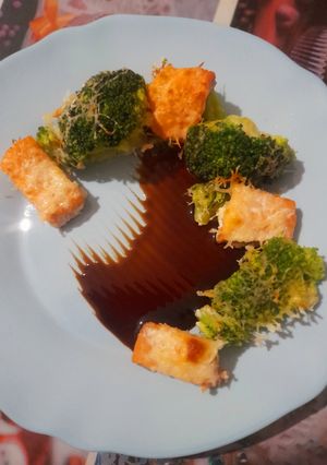 Лосось з броколі та моцарелою