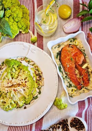 Лосось в кремово-сливочном соусе со шпинатом